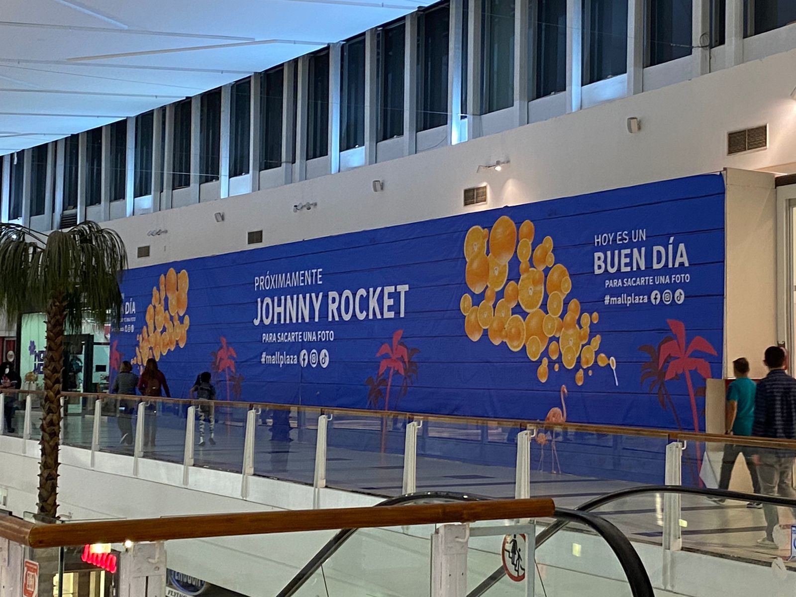 Johnny Rockets abrirá su primer local en la región... y no será en ...